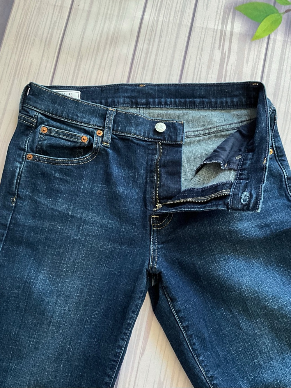 GAP Girlfriend Midrise Ankle Jeans Medium Wash, Size 4/27 - Picture 5 of 12